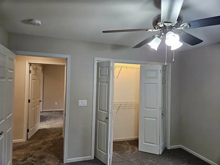 502 W Washington St #502 — Photo 11