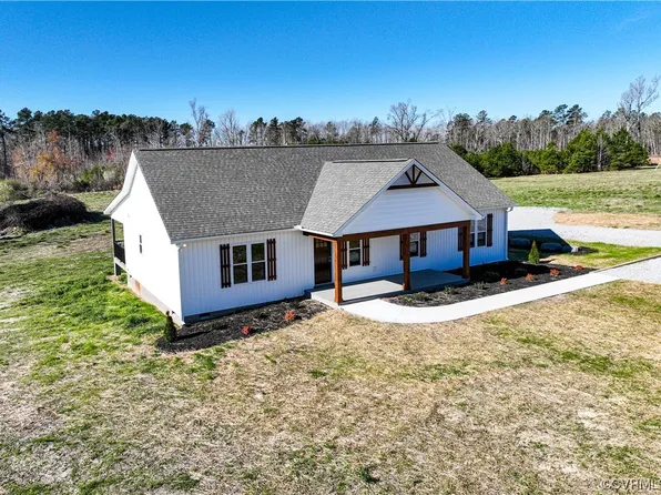 292 Wilson Rd, Blackstone, VA 23894