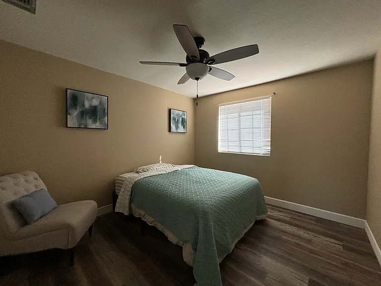 5544 E Kelton Ln — Photo 18
