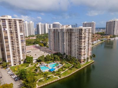 18151 NE 31st Ct APT 1911, Aventura, FL, 33160