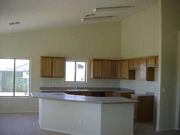 3rd image of 9389 E Christie Pl
