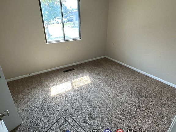 5th image of 102 8th Ave NW APT 11A