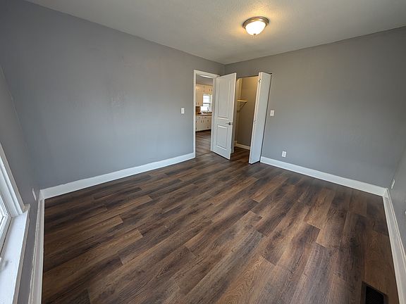 Bedroom #1