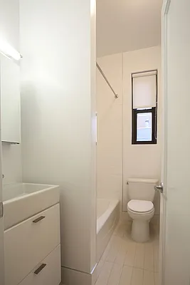 Rented by Stonehenge NYC LLC | media 28