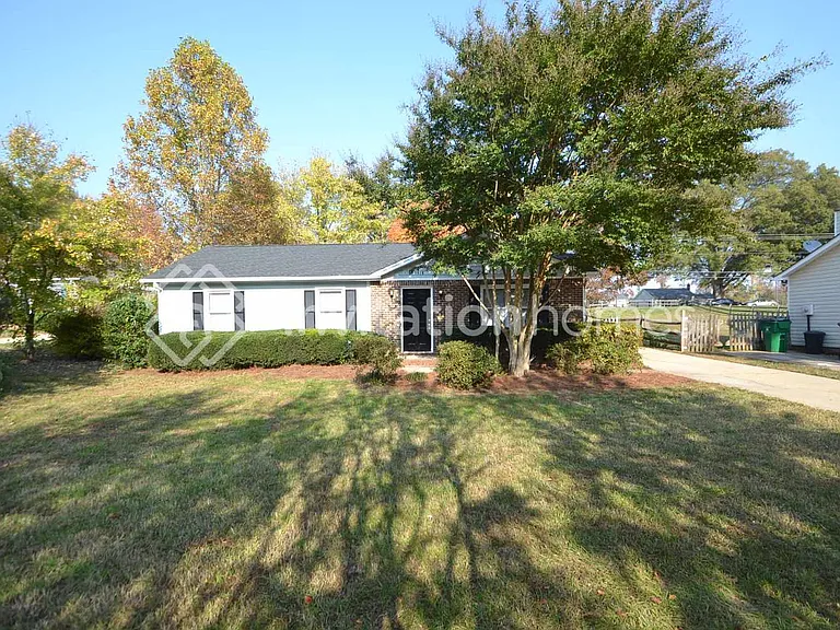 3518 Oxford Hill Ct — Photo 1