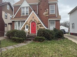 11209 Langton Ave, Garfield Heights, OH 44125
