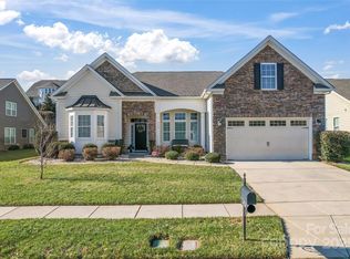 9124 Longvale Ln, Charlotte, NC 28214