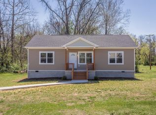 445 Wirt Ave, Elkton, VA 22827