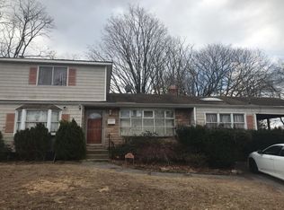138 Ames St, Brentwood, NY 11717