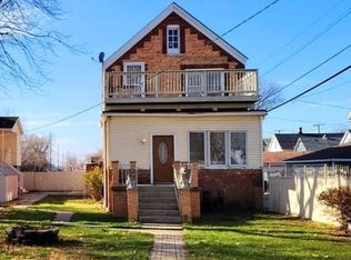 2212 White Oak Ave #2, Whiting, IN 46394