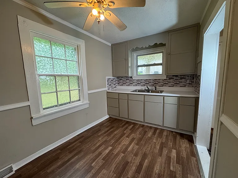235 Dodd St — Photo 14