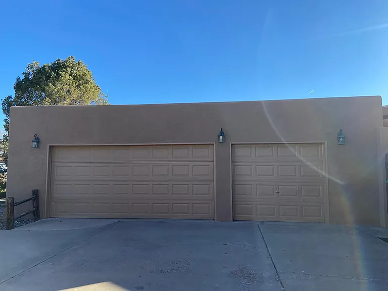 3 car garage