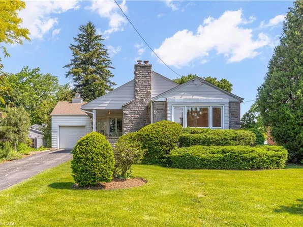 99 Sunning Hill Ave, Hamilton, ON L8T 1C1