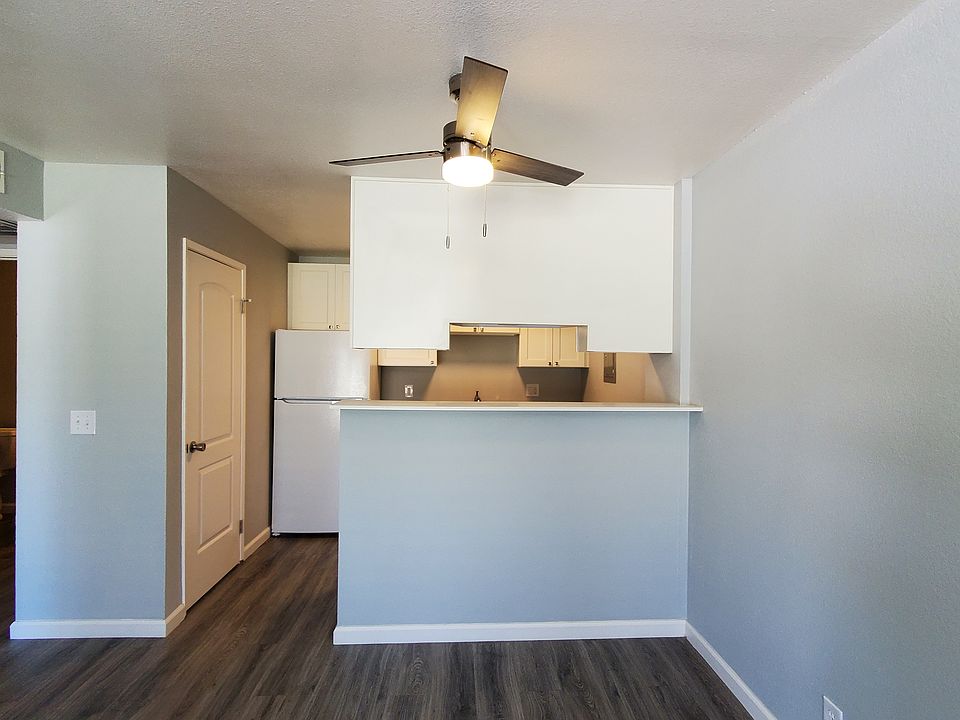 1st image of 2808 T St #12