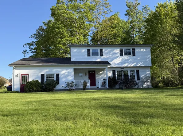 5203 W 50th St, Erie, PA 16506