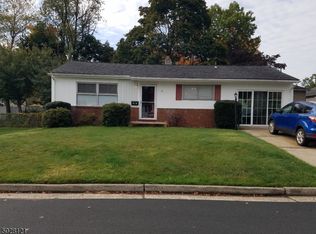 317 Clinton Ave, Middlesex, NJ 08846