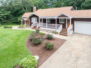 921 Hanover St, Hanover, MA 02339