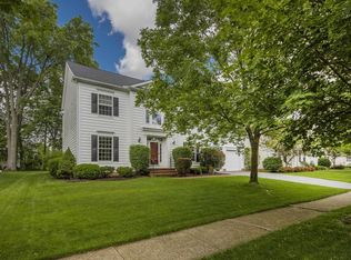 7404 Hampsted Sq N, New Albany, OH 43054