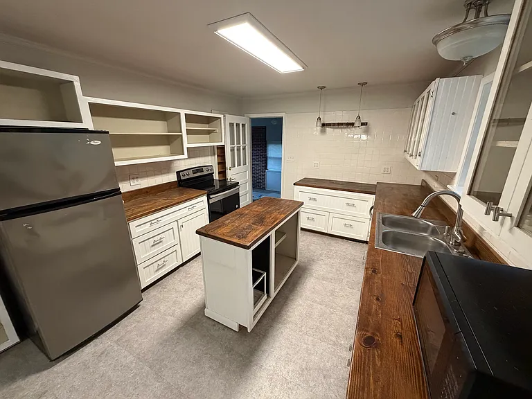 8323 E Mountain Ln — Photo 11