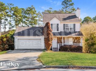 4220 Willow Springs Dr, Loganville, GA 30052