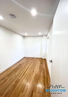 Rented by Brighton Management | media 5