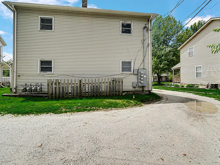 555 S Locust St #1 — Photo 12