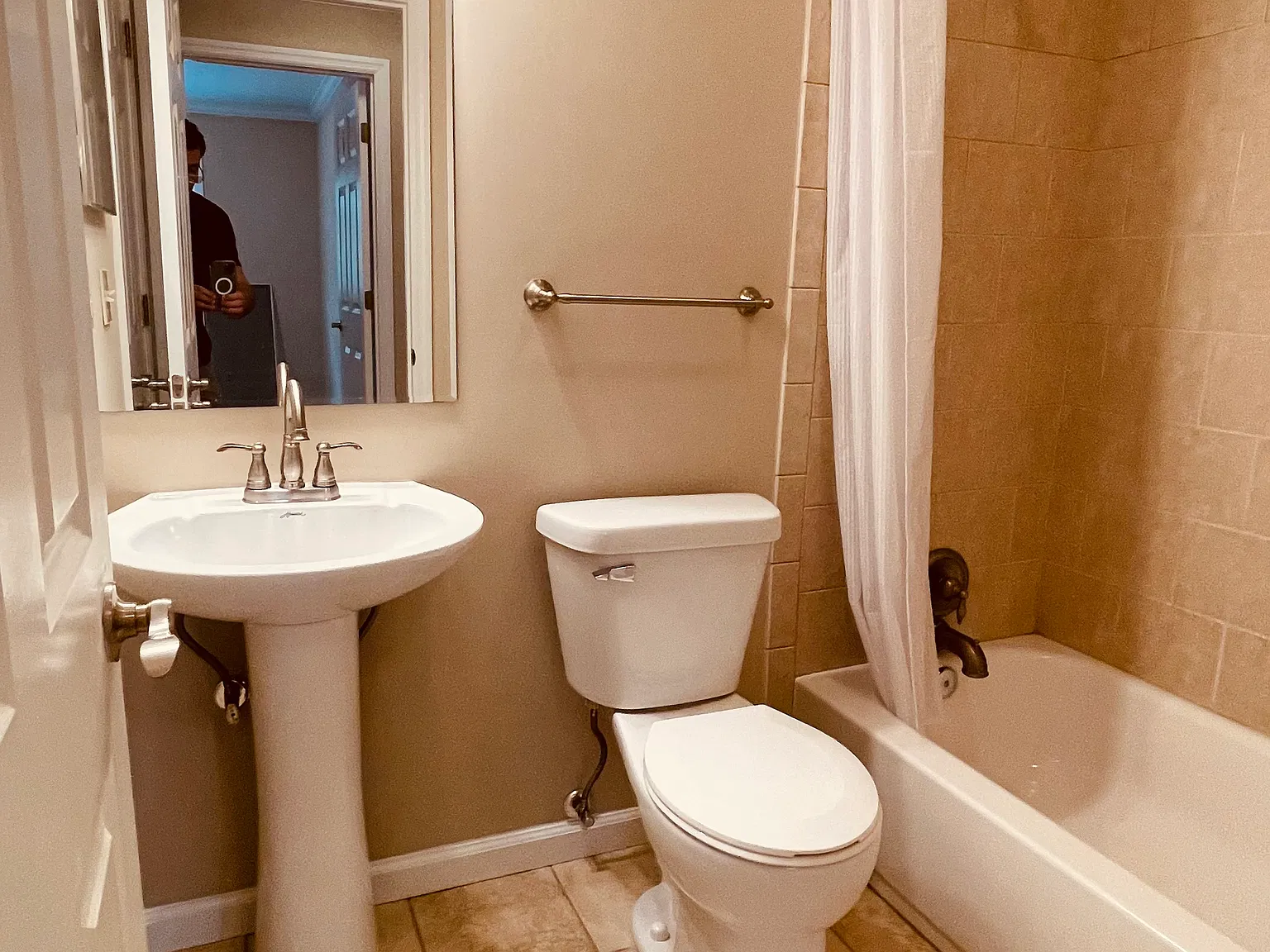 2 bed, 800 sqft, $1,195 — Photo 4