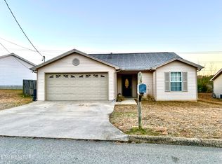 6347 Gary Moore Ln, Powell, TN 37849