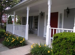 4 Pembrooke View Ct, Gaithersburg, MD 20877