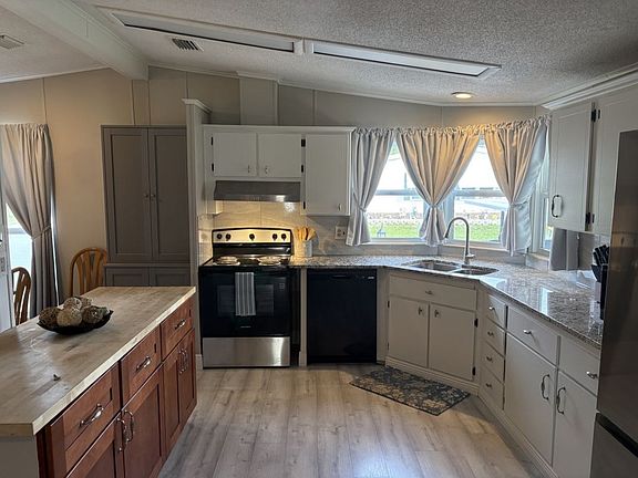 5th image of 34718 Misty Pines Ln #99
