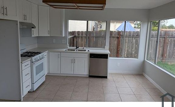 2nd image of 10437 Cheviot Ct