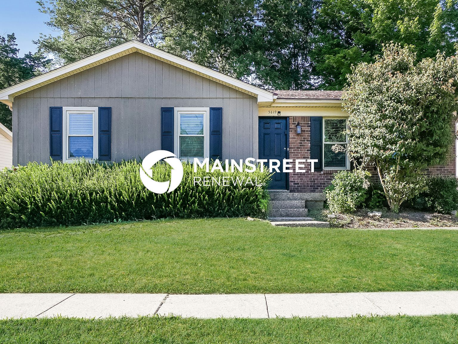 5619 Wooded Lake Dr, Louisville, KY 40299 | Zillow