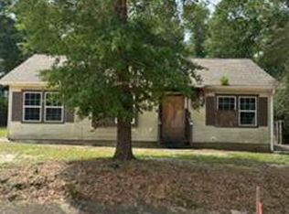 127 W Orange Blossom Ave, Defuniak Springs, FL 32433