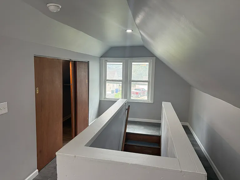 1050 Bulen Ave — Photo 33