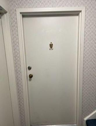 Front Door, 2 locks
