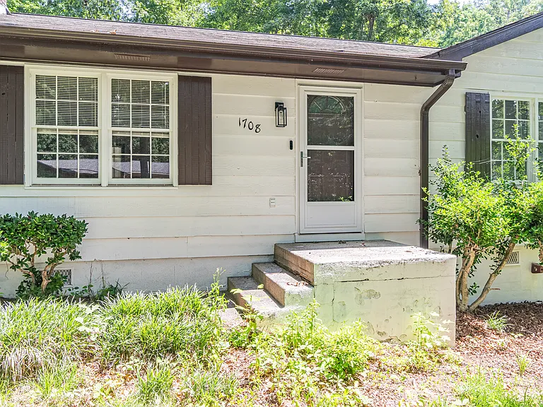 1708 Norton Estates Cir — Photo 7
