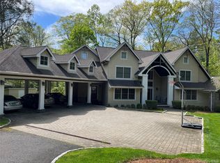 38 Lincoln Ave, Pt Chester, NY 10573
