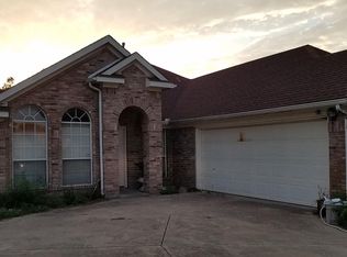1129 Deer Valley Ln, Arlington, TX 76001