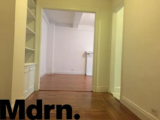 Rented by Mdrn Residential | media 4