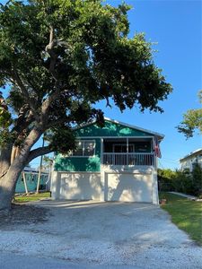 2815 Avenue C, Holmes Beach, FL, 34217