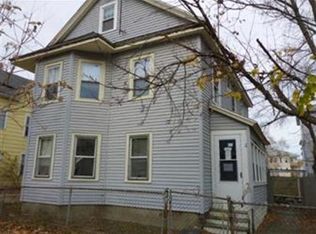 2 Hacker Ct, Worcester, MA 01603