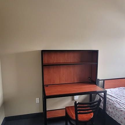 4th image of 185 King St N #223