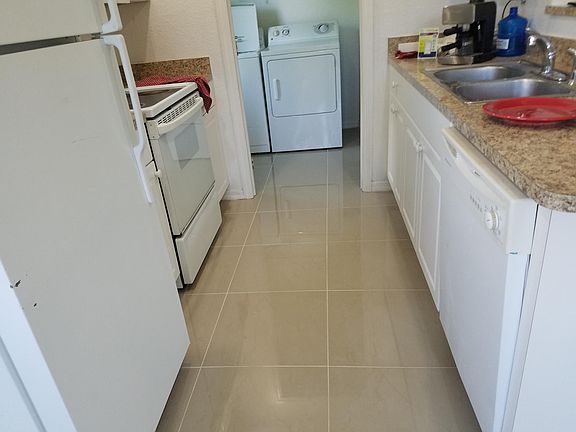 5th image of 5613 Birdsong Ln