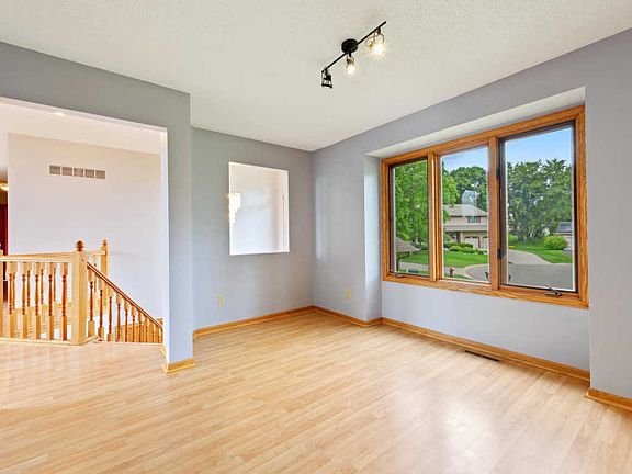 4th image of 1317 Fremont Ct
