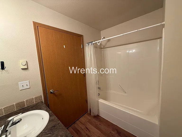 403 S Eastern Rd — Photo 9