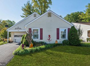 50 Buckingham Dr, Southampton, NJ 08088