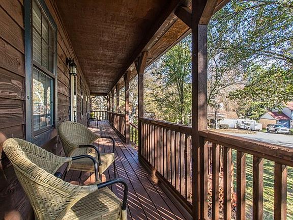 5th image of 2893 Beryton Pl
