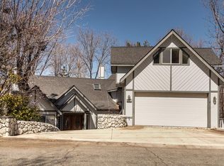 877 Talisman Ln, Lake Arrowhead, CA 92352