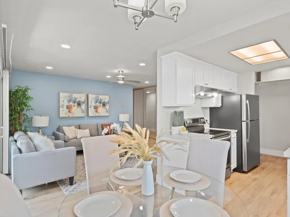 1135 Reed Ave APT D, Sunnyvale, CA 94086