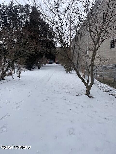 2nd image of 340 Chestnut St